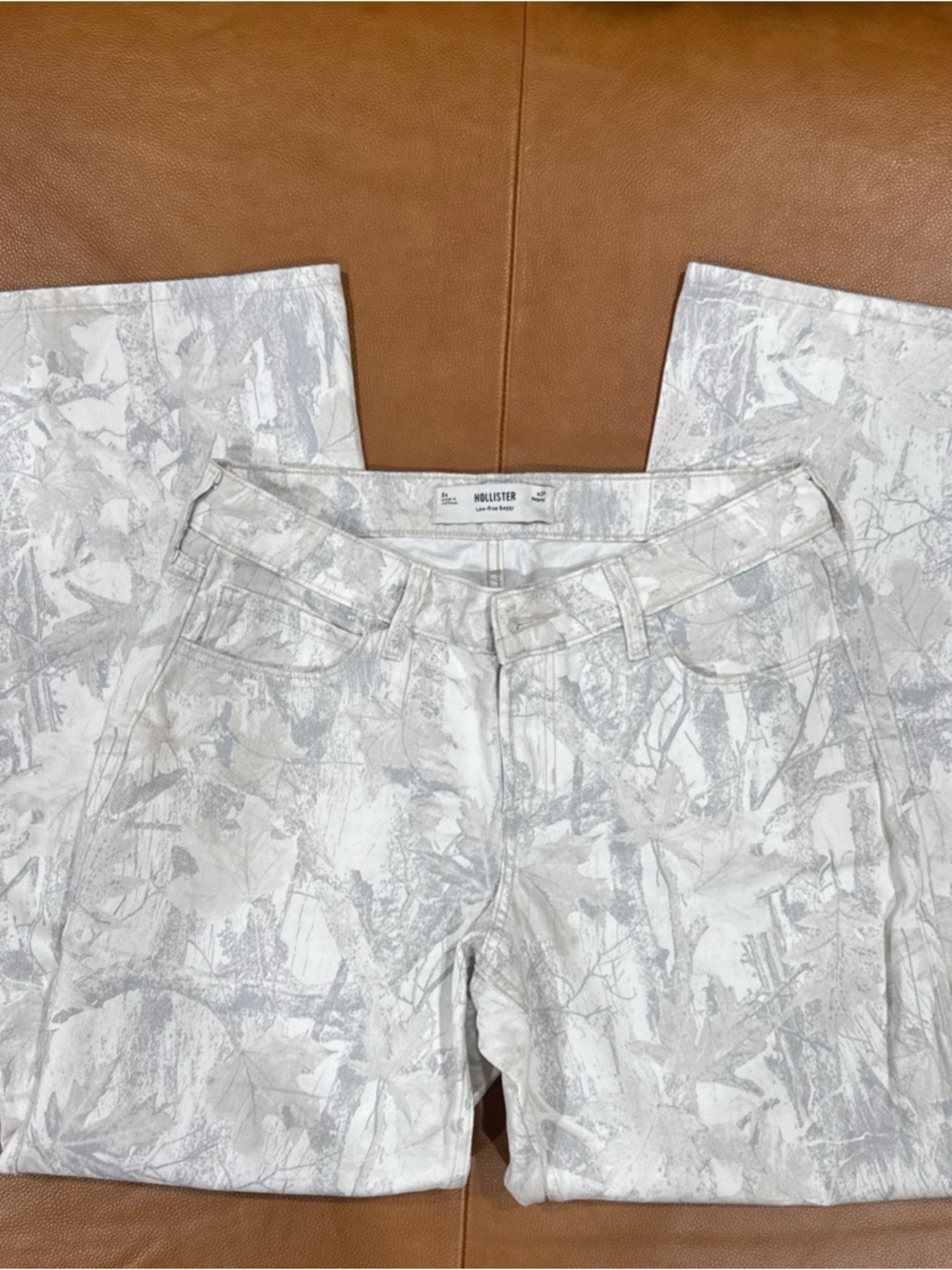 Hollister Women’s Low Rise Baggy Pants Size 8 Waist 29 Camo  Print Wide Leg - Picture 4 of 7